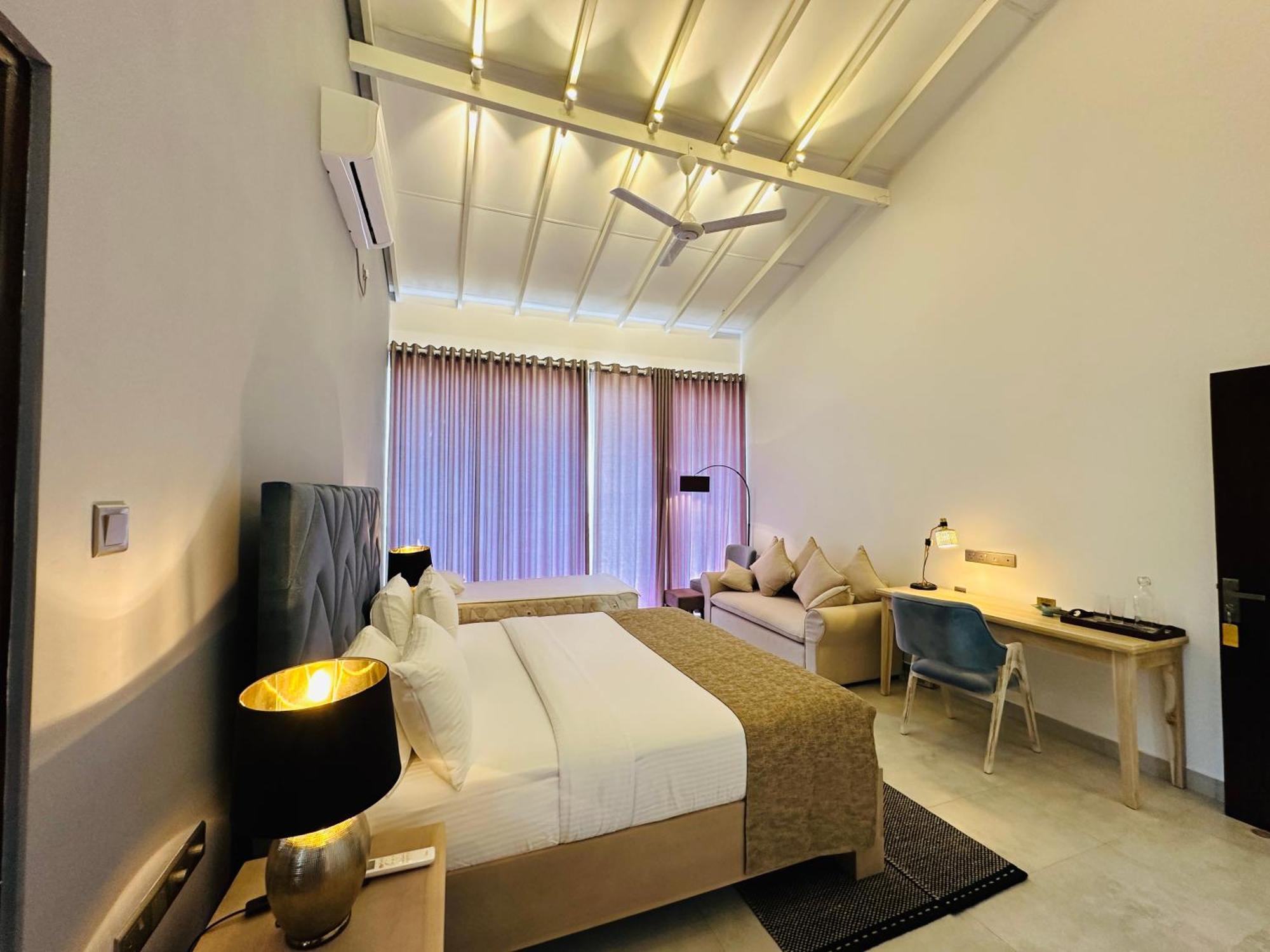 The Niche Hikkaduwa - 10 Minutes To The Beach Экстерьер фото